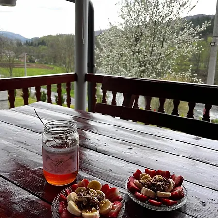 Vikendica Krivaja Sa Bazenom I Privatnom Plazom * Zavidovici